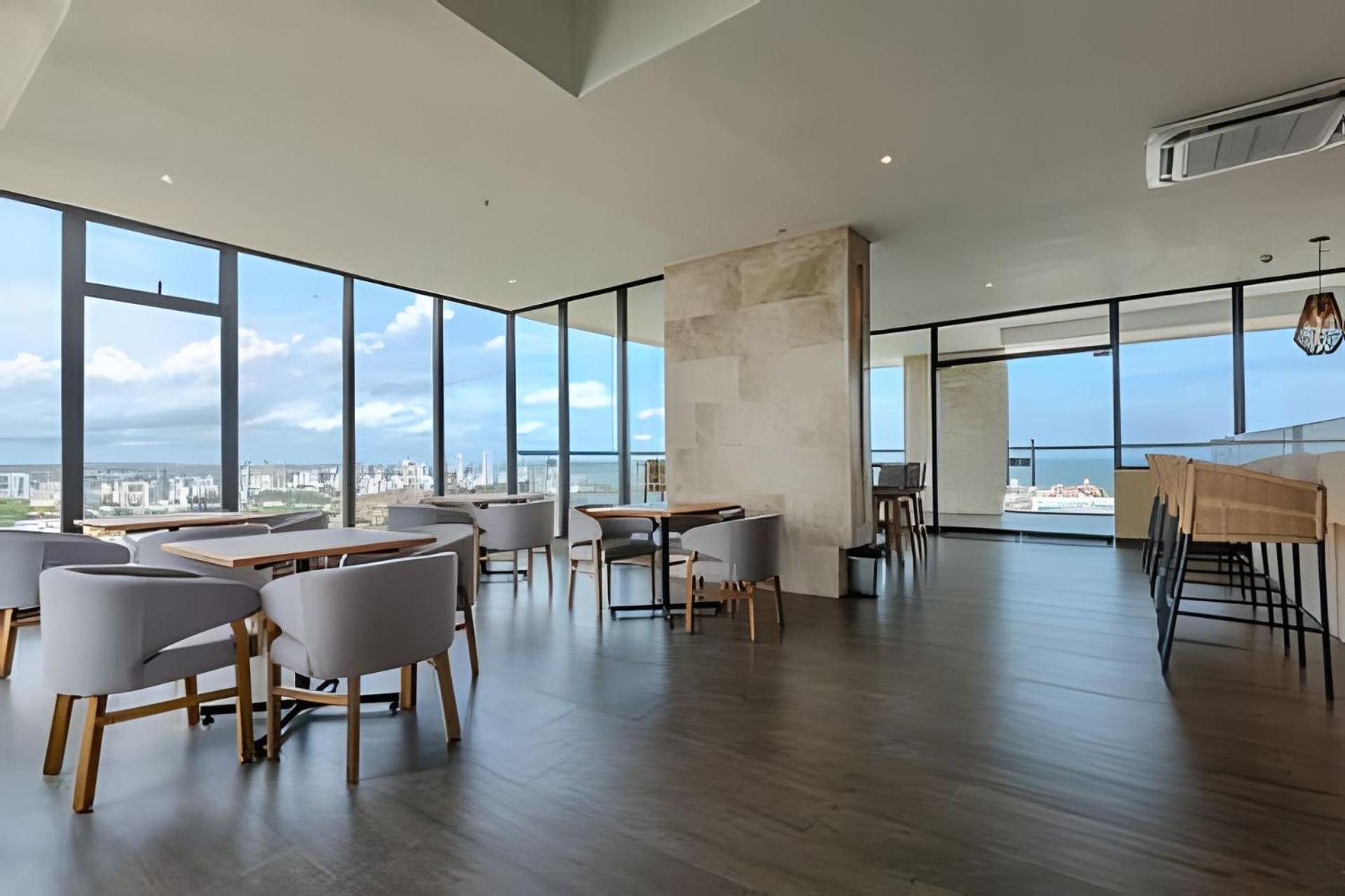 Apartamento Lujoso Y Nuevo Cerca Al Centro/ Piscina Panoramica