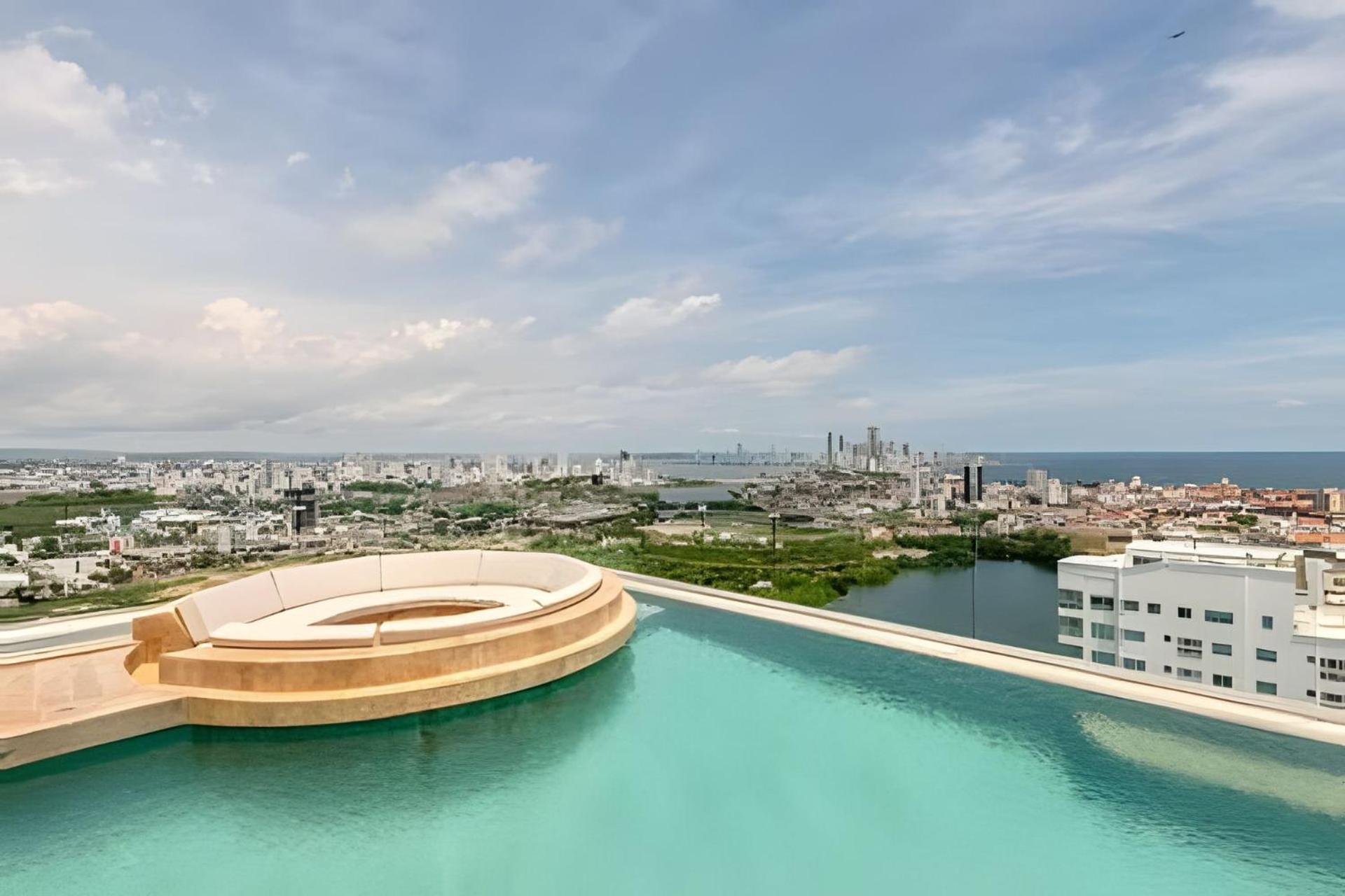Apartamento Lujoso Y Nuevo Cerca Al Centro/ Piscina Panoramica *