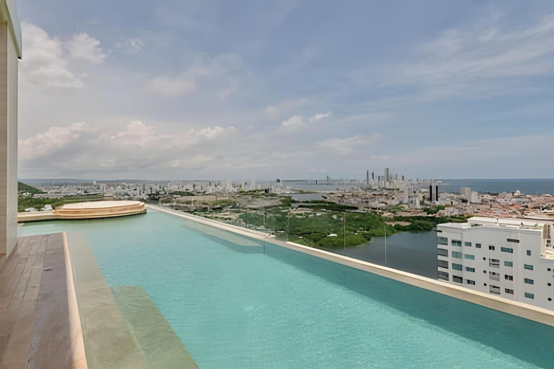 Lujoso Y Nuevo Cerca Al Centro/ Piscina Panoramica *
