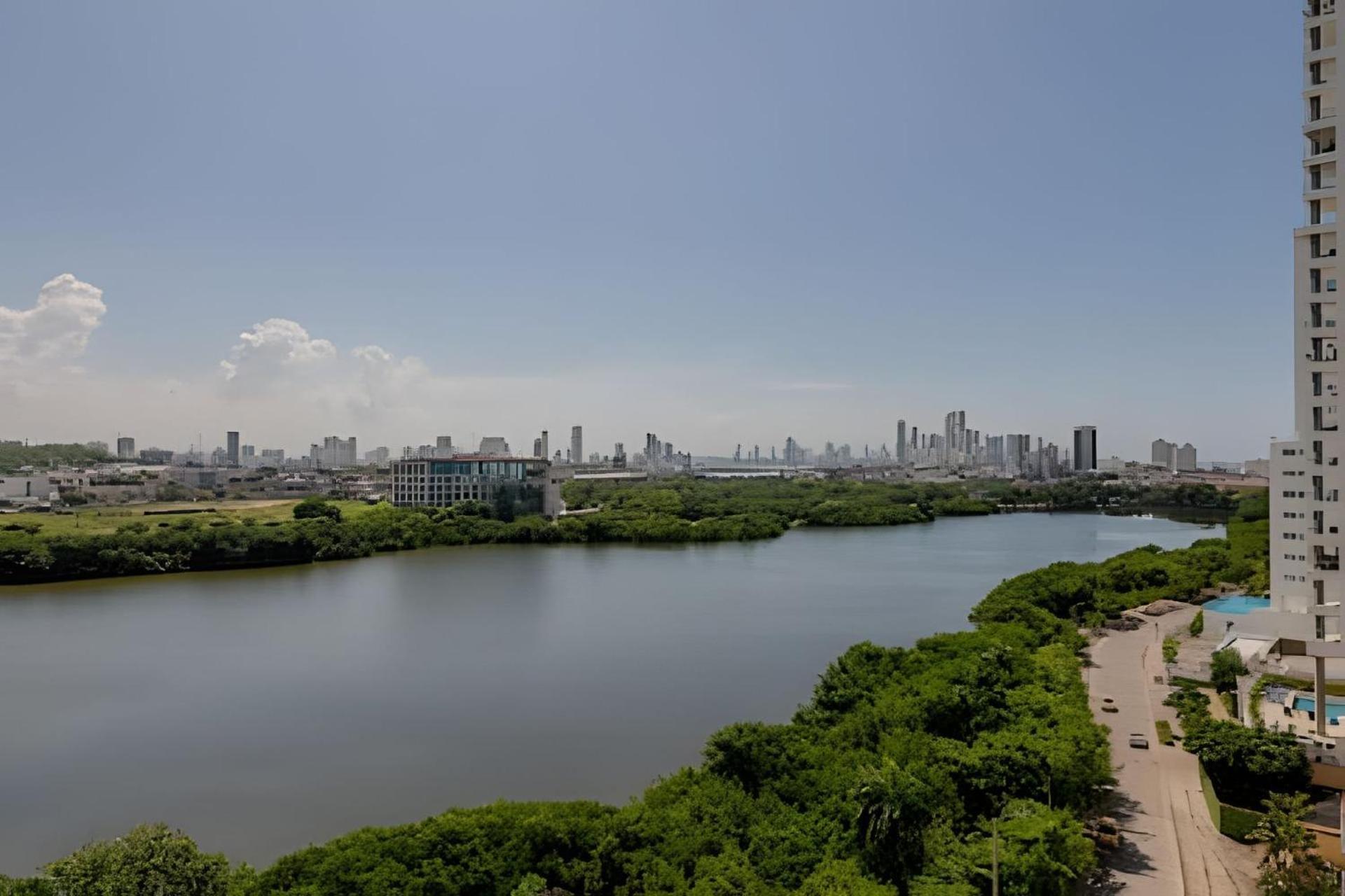 Lujoso Y Nuevo Cerca Al Centro/ Piscina Panoramica Apartamento Cartagena
